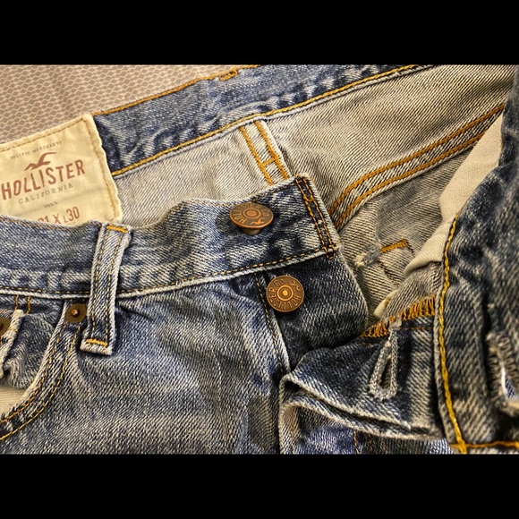 BLUE JEANS, CLASSIC STRAIGHT, 31 X 30, HOLLISTER - Picture 6 of 7